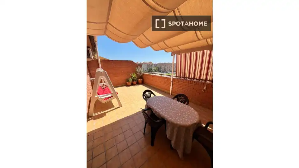 Terrasse von Wohnung zur Miete in Valencia mit Klimaanlage, Heizung und Möbliert
