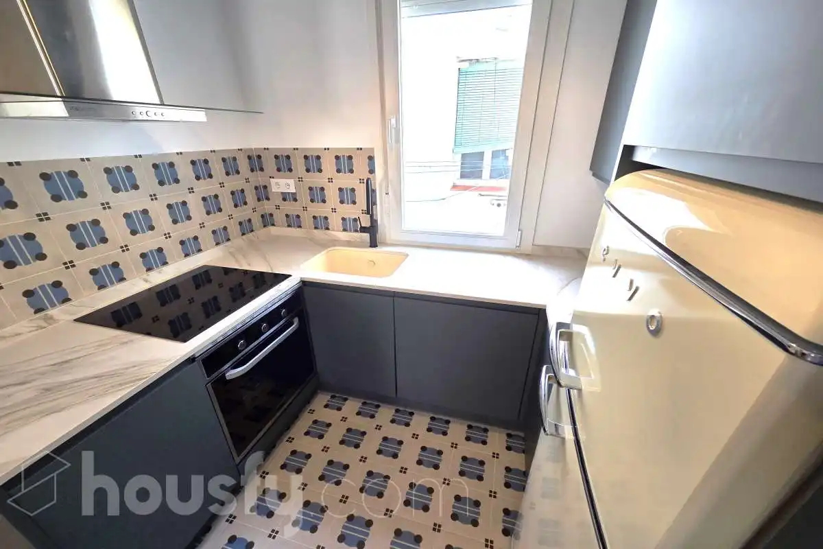 Kitchen of Flat for rent in Madrid  with Heating and Furnished