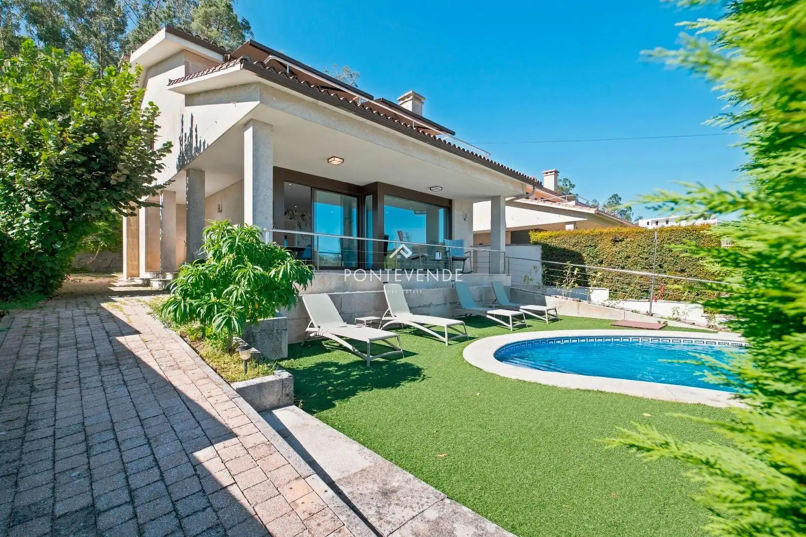 Villa mit Terrasse zum Verkauf in Freixeiro-Dorron
