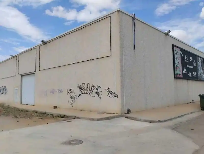 Vista exterior de Nave industrial en venta en Villadoz