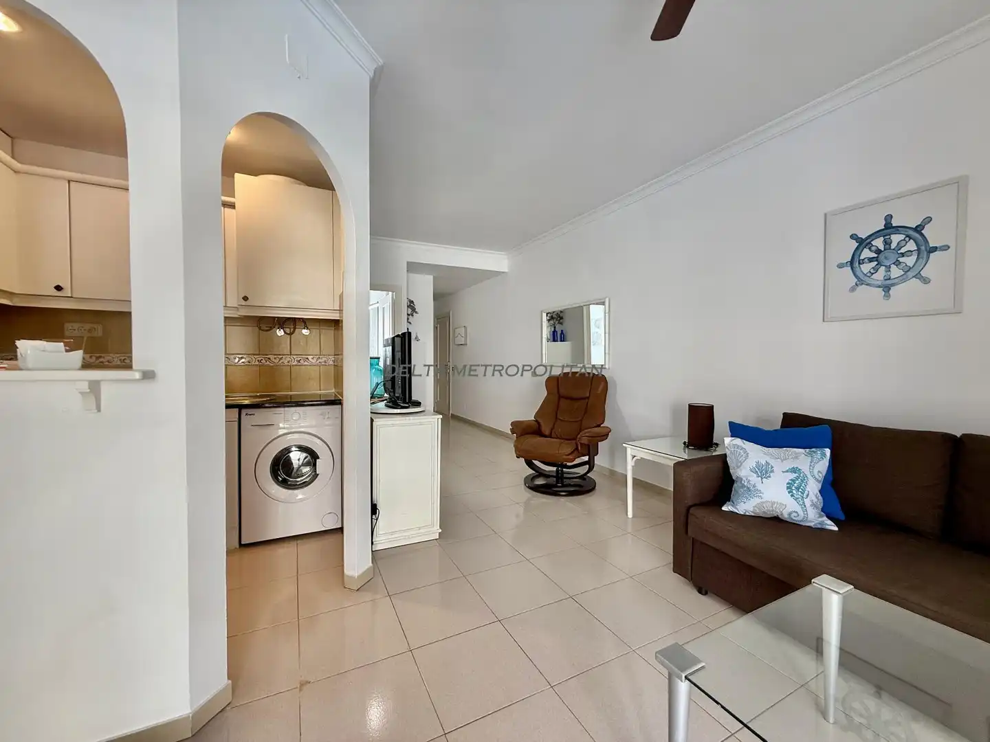 Sala d'estar de Apartament de lloguer en San Miguel de Abona amb Aire condicionat, Terrassa i Moblat