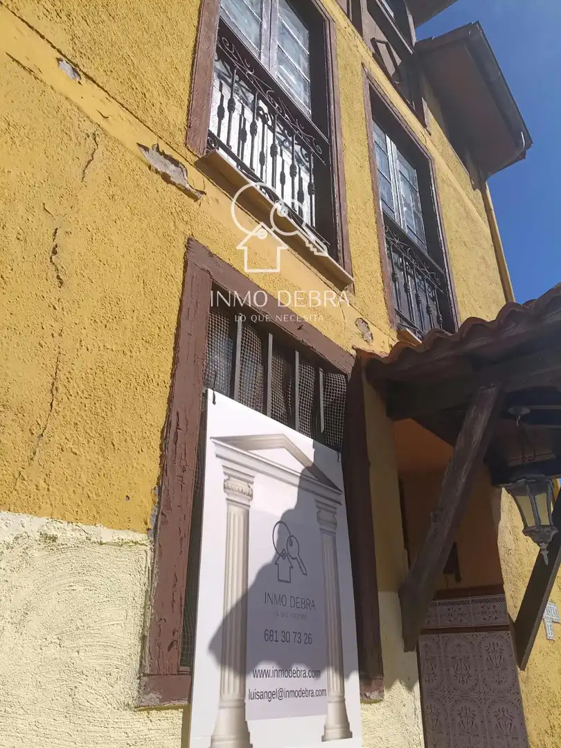 Vista exterior de Casa adosada en venta en Muros de Nalón