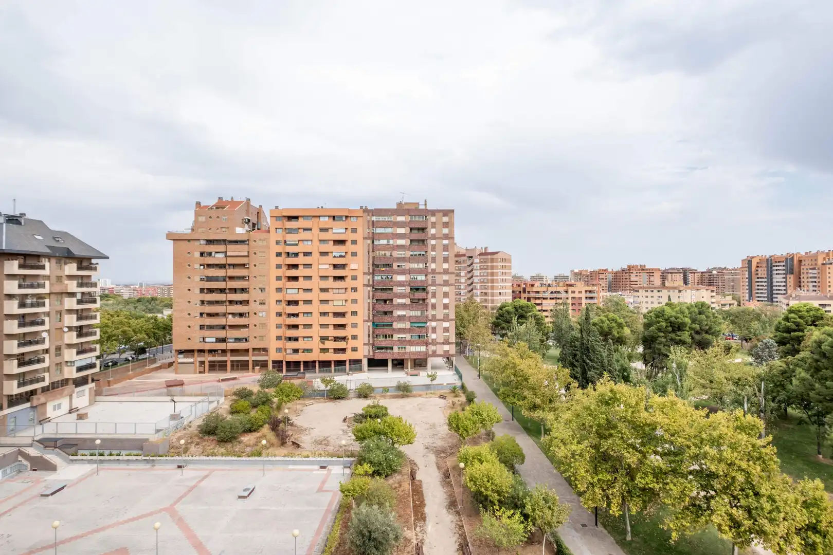 Piso con ascensor en venta en Vía HISPANIDAD 56, imagen 2