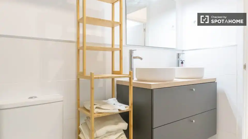Room in San Isidro