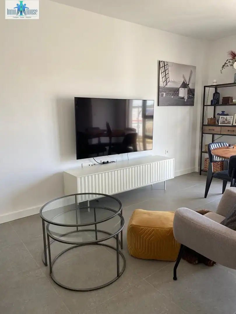 Living room of Apartments for sale in Albacete  with Heating, Storage room and Furnished