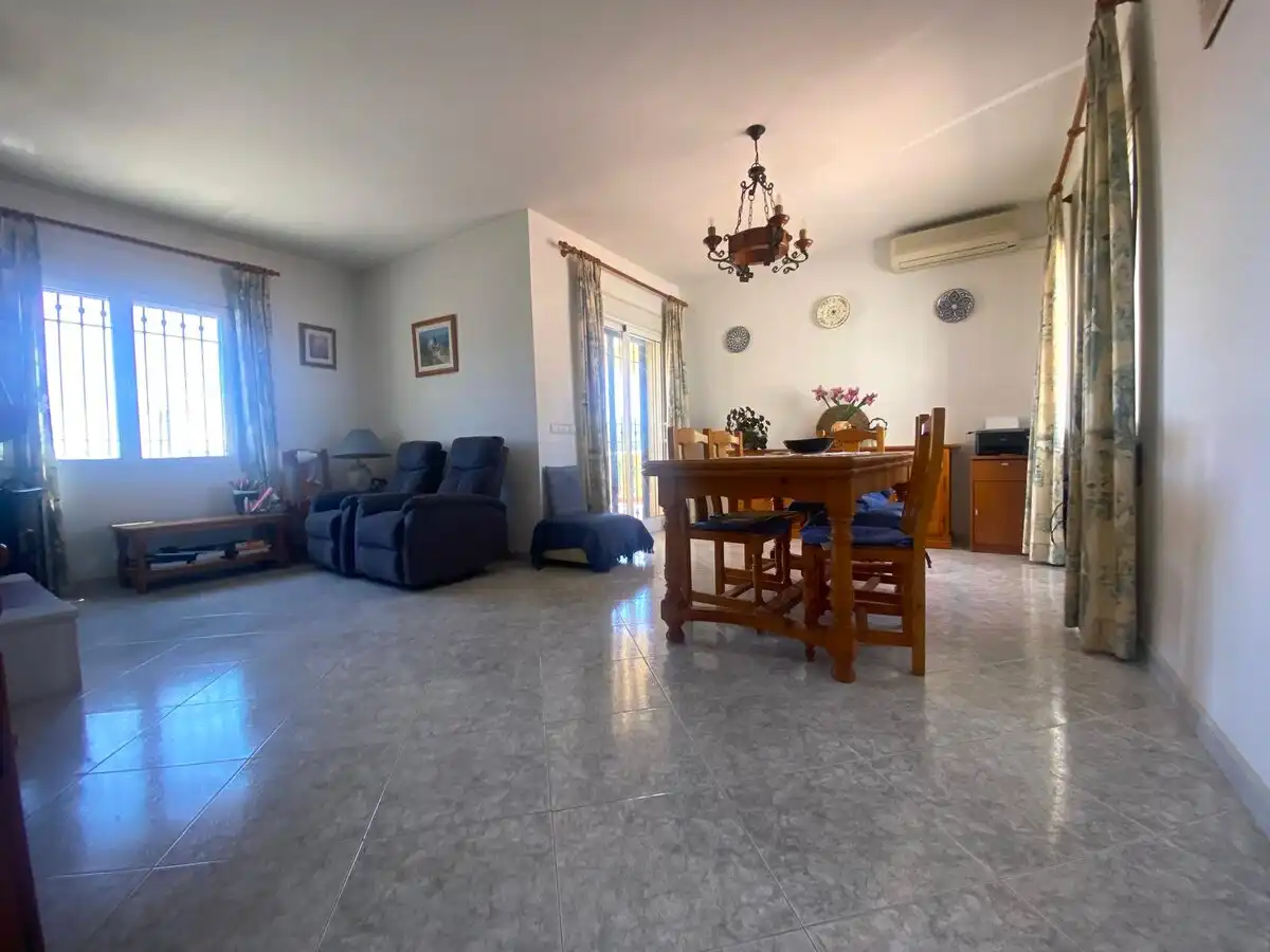 Villa mit Pool zum Verkauf in Beniarbeig, imagen 2