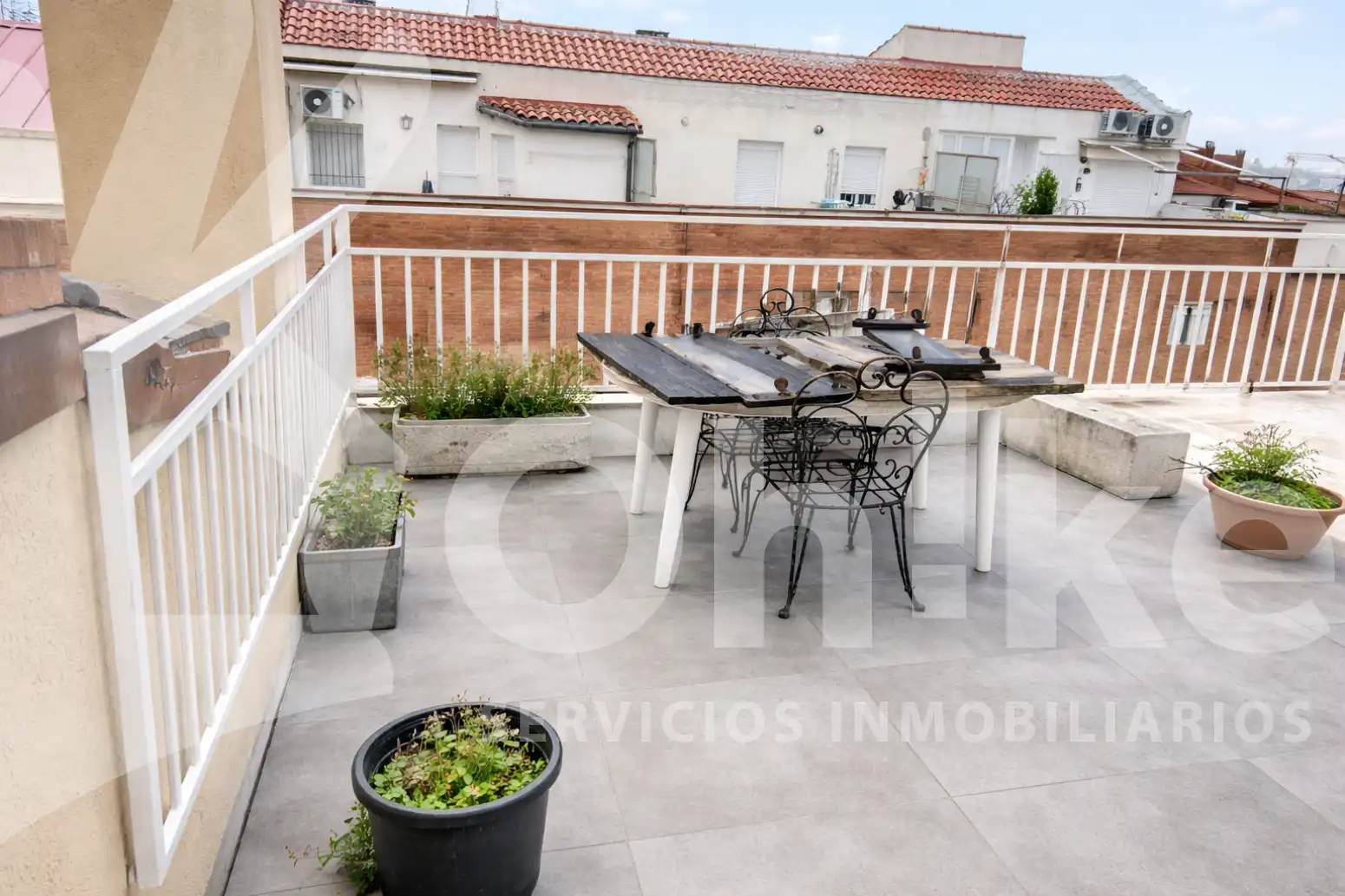 Terraza de Ático en venta en  Madrid Capital con Terraza y Balcón