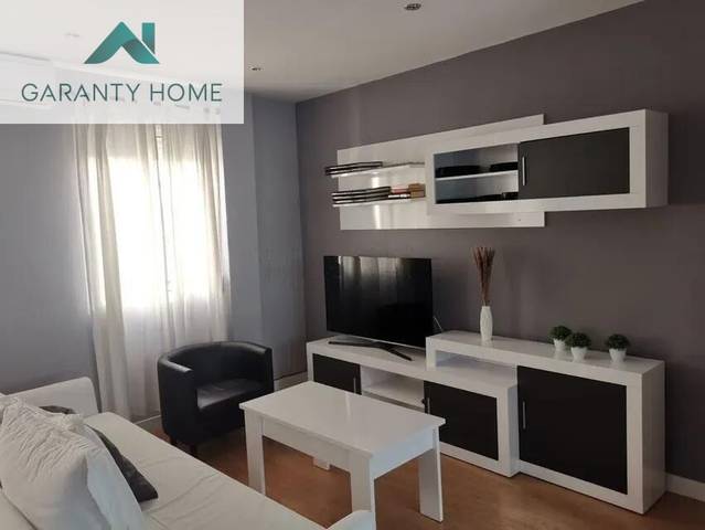 Piso en Alquiler en Ensanche Centro - Puerto