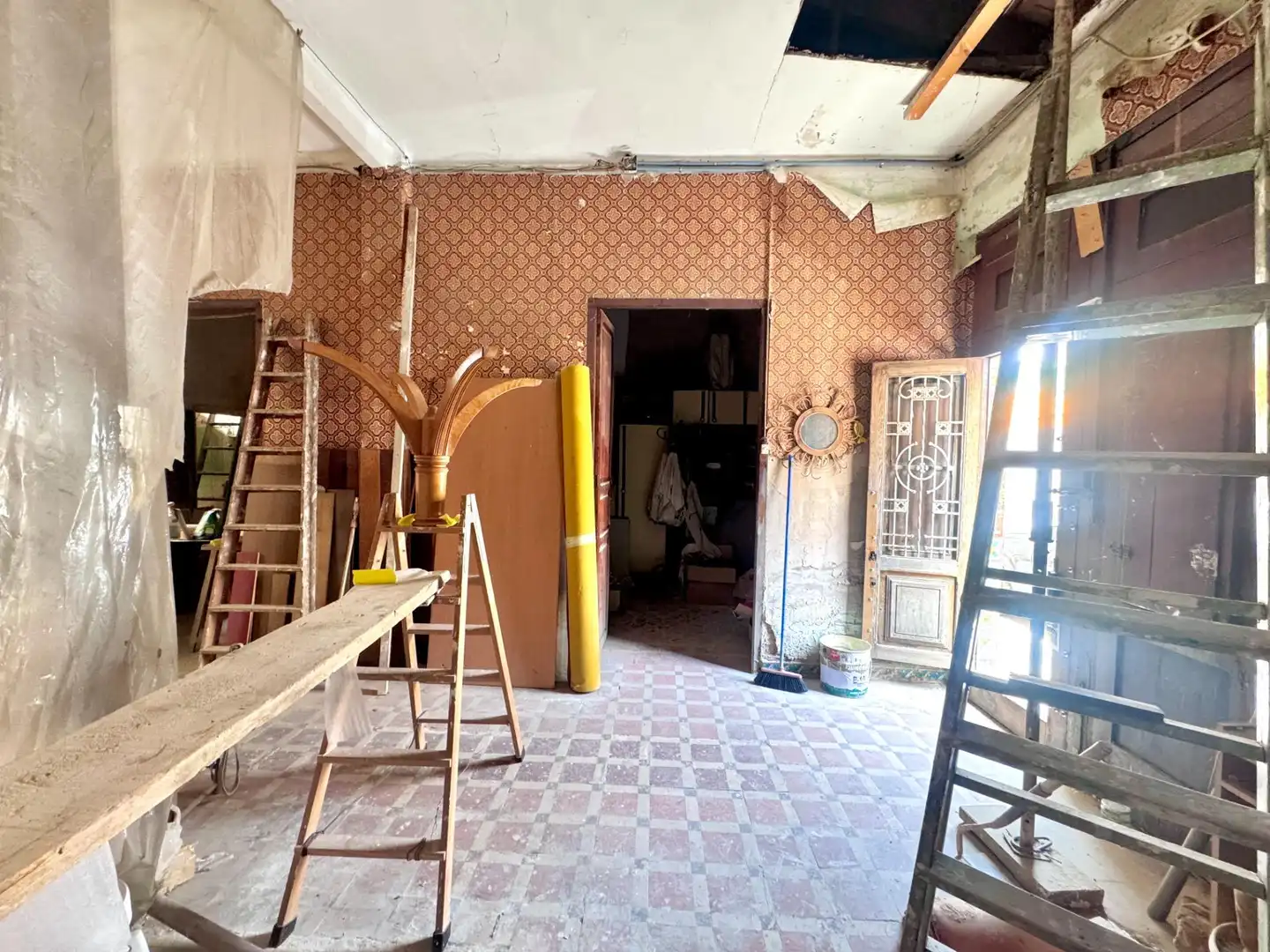 Houses for sale in Valencia  with Alarm