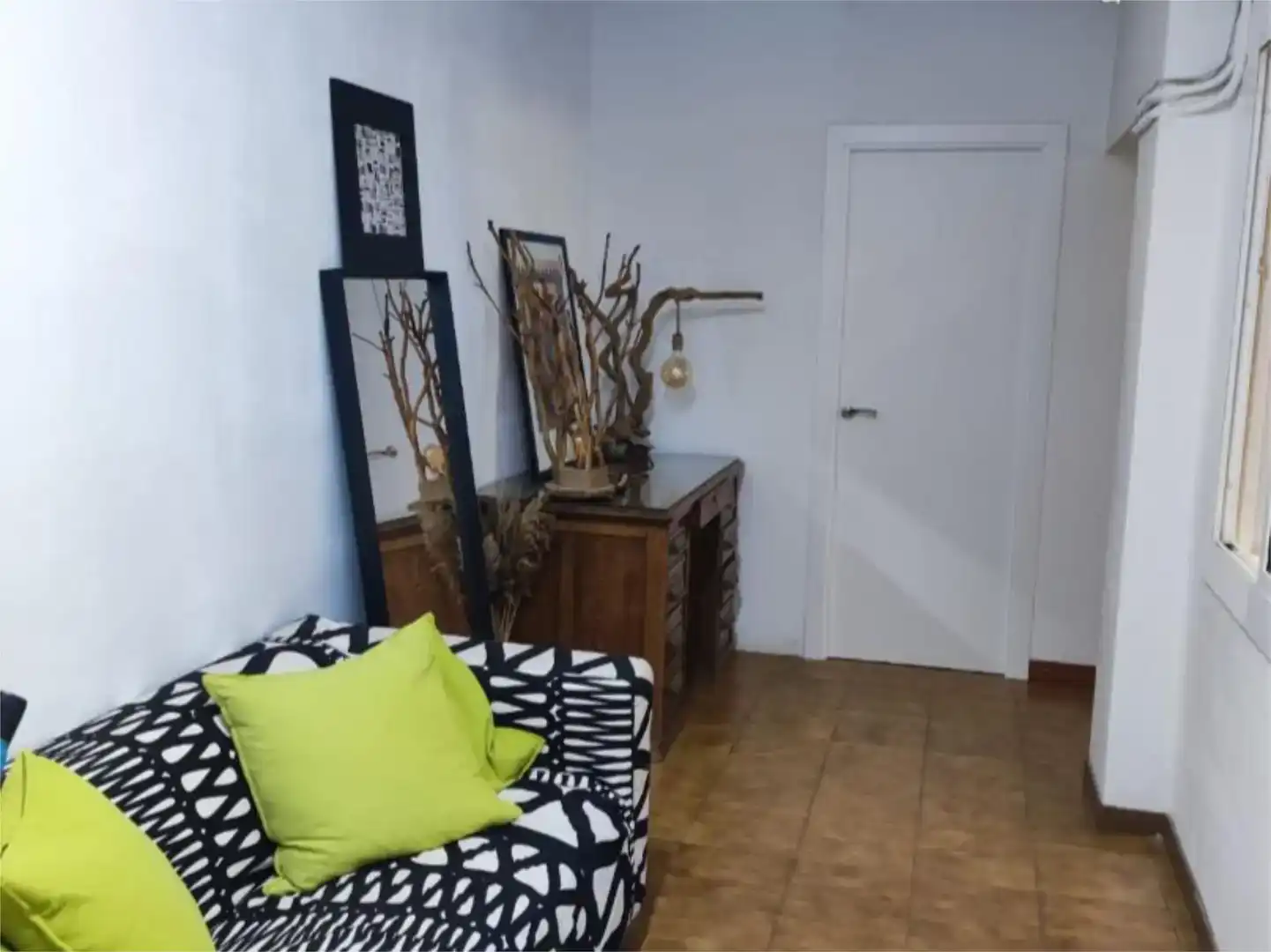 Büro zur Miete in Barcelona mit Klimaanlage, Möbliert und Internet