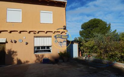 Vista exterior de Casa o xalet en venda en Ontinyent amb Piscina