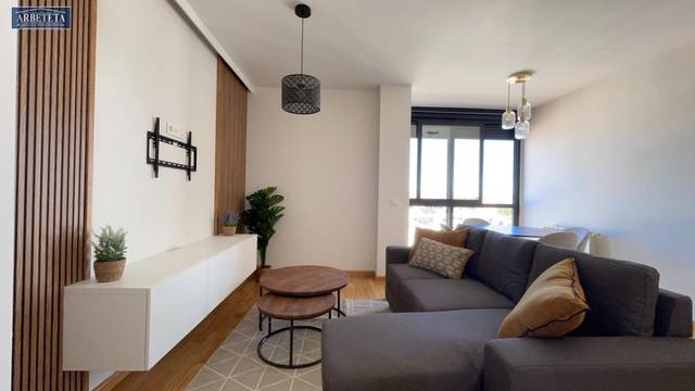 Piso en Alquiler en Las Cañas