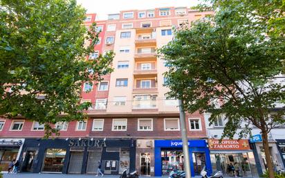 Exterior view of Flat for sale in  Zaragoza Capital  with Air Conditioner and Balcony