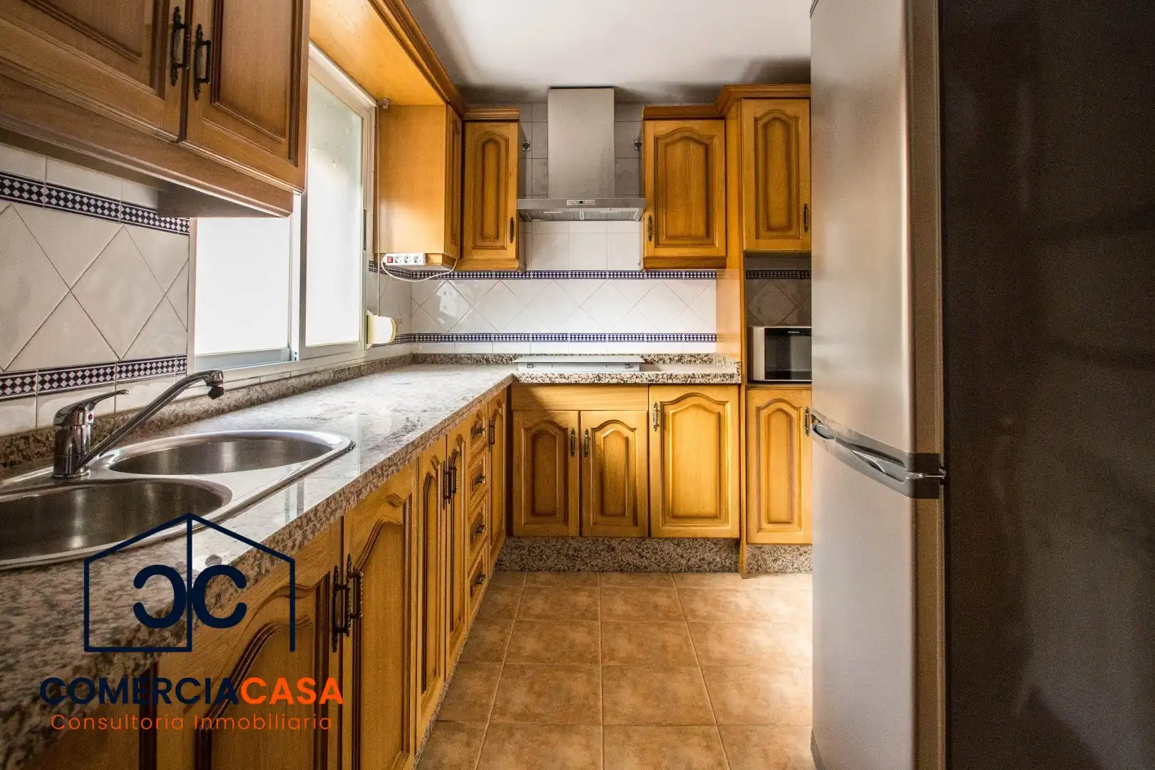 Cocina de Casa adosada en venta en Las Gabias con Aire acondicionado, Calefacción y Terraza