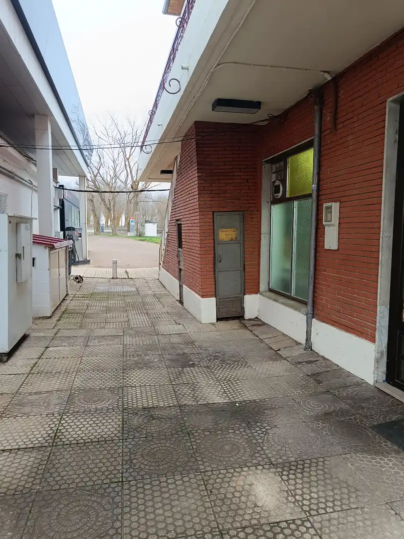 Aparcament de Local en venda en Herrera de Pisuerga amb Moblat