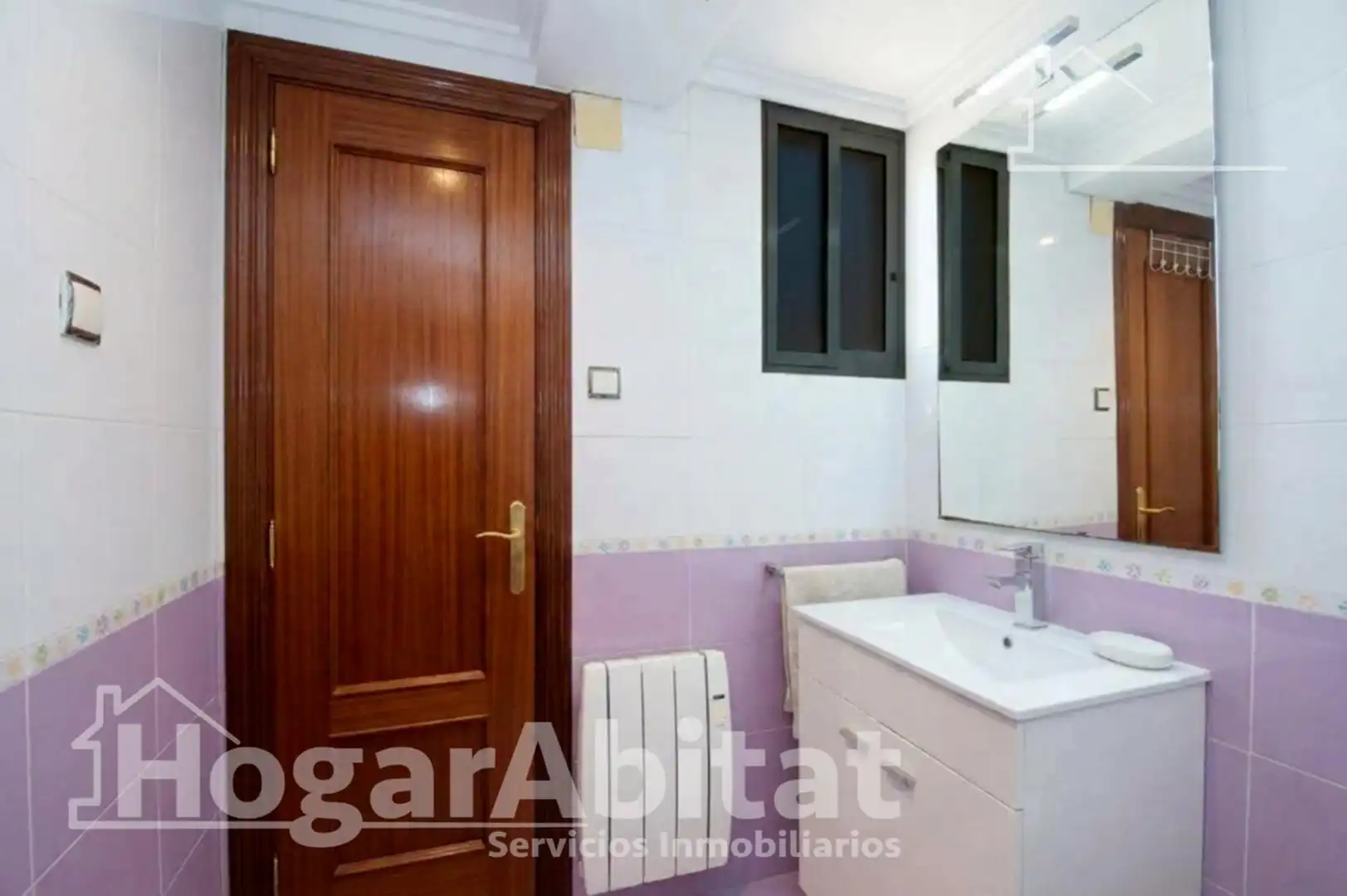 Baño de Piso en venta en Poblats Marítims