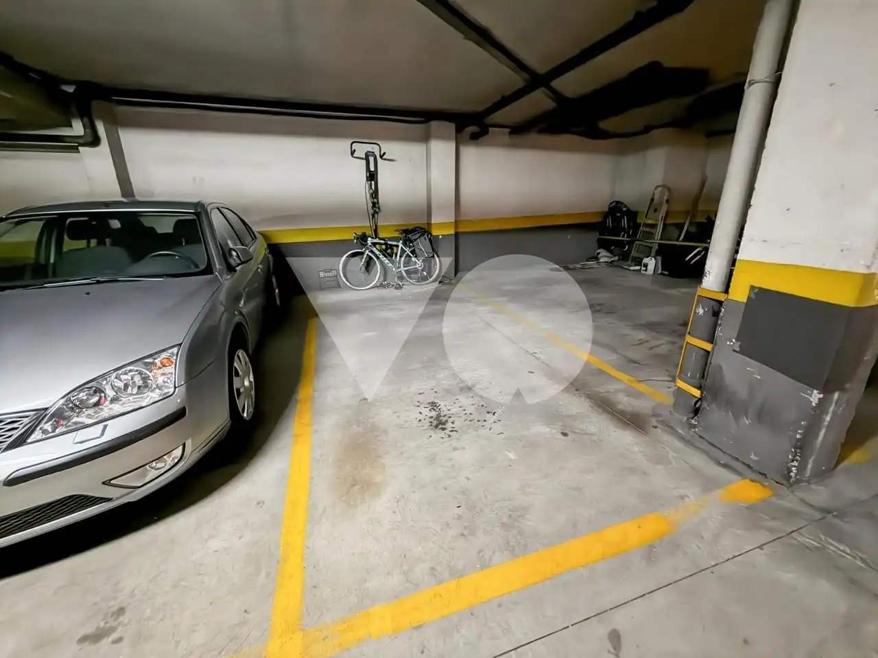 Parkplatz von Wohnung zum Verkauf in Madrid mit Klimaanlage, Heizung und Gemeinschaftspool