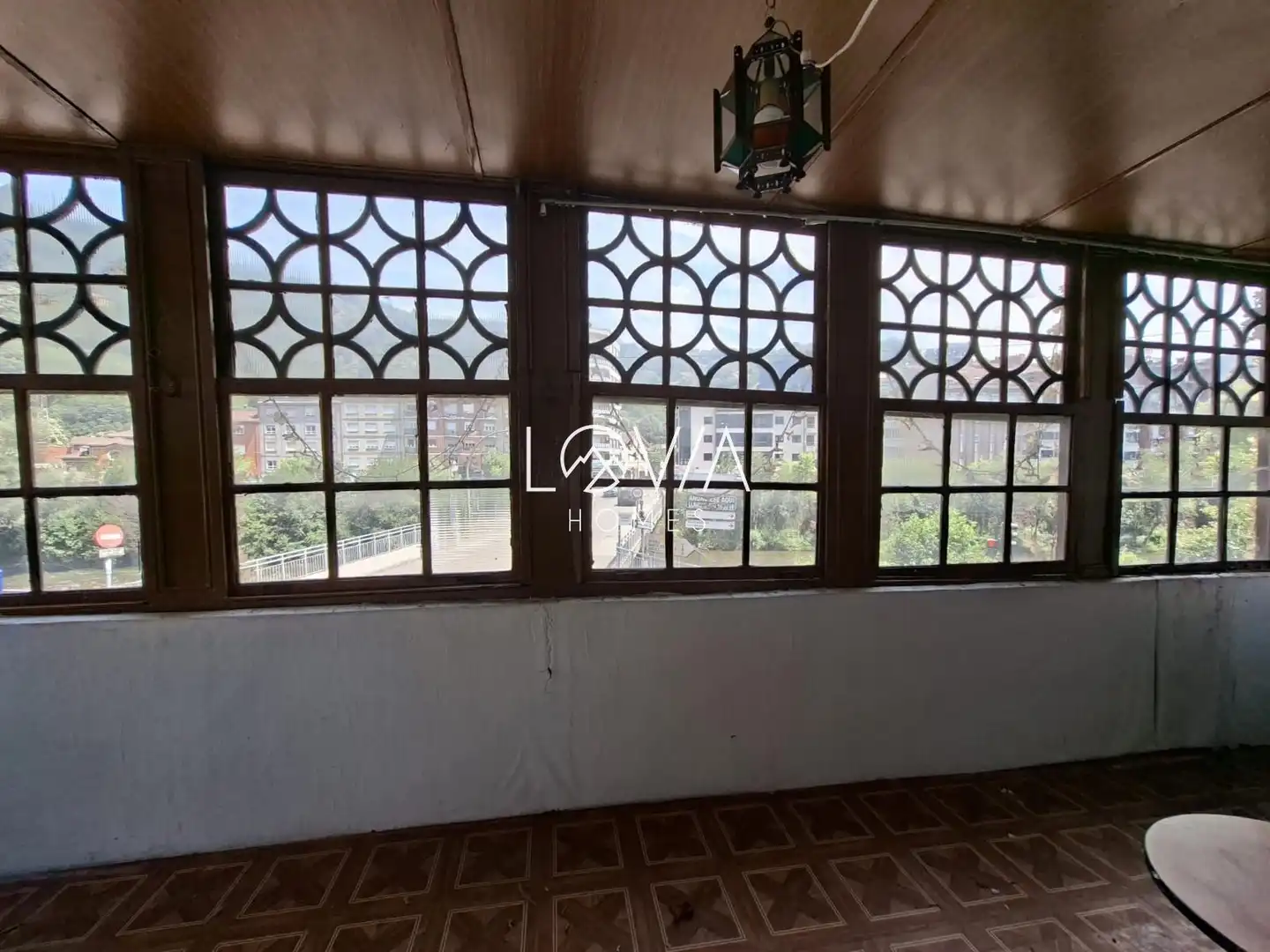 Terrassa de Casa o xalet en venda en San Martín del Rey Aurelio