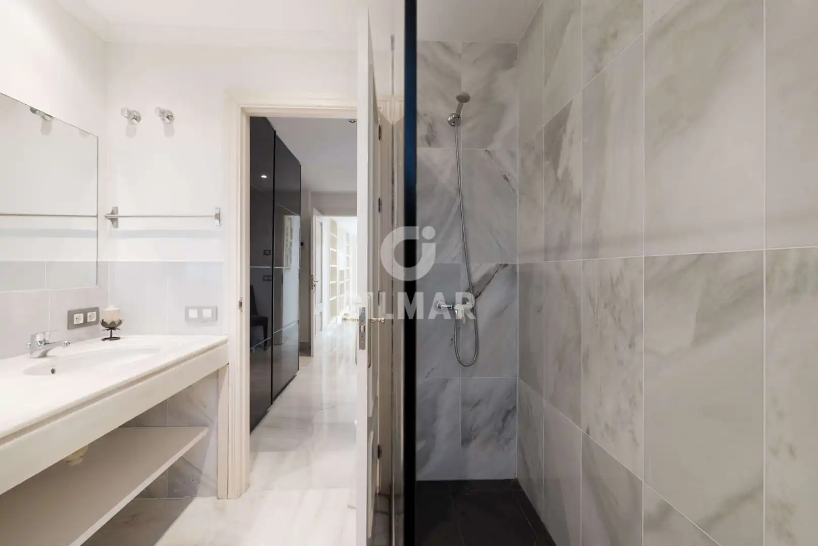 Baño de Casa o chalet en venta en Estepona con Calefacción, Jardín privado y Piscina