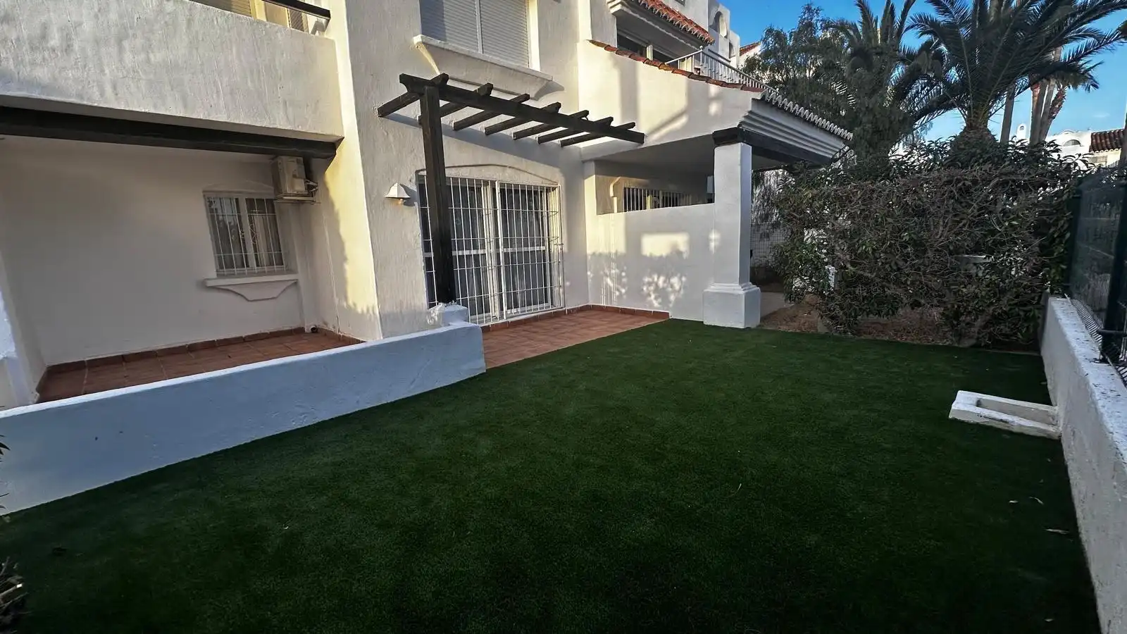 Terrassa de Planta baixa de lloguer en Roquetas de Mar