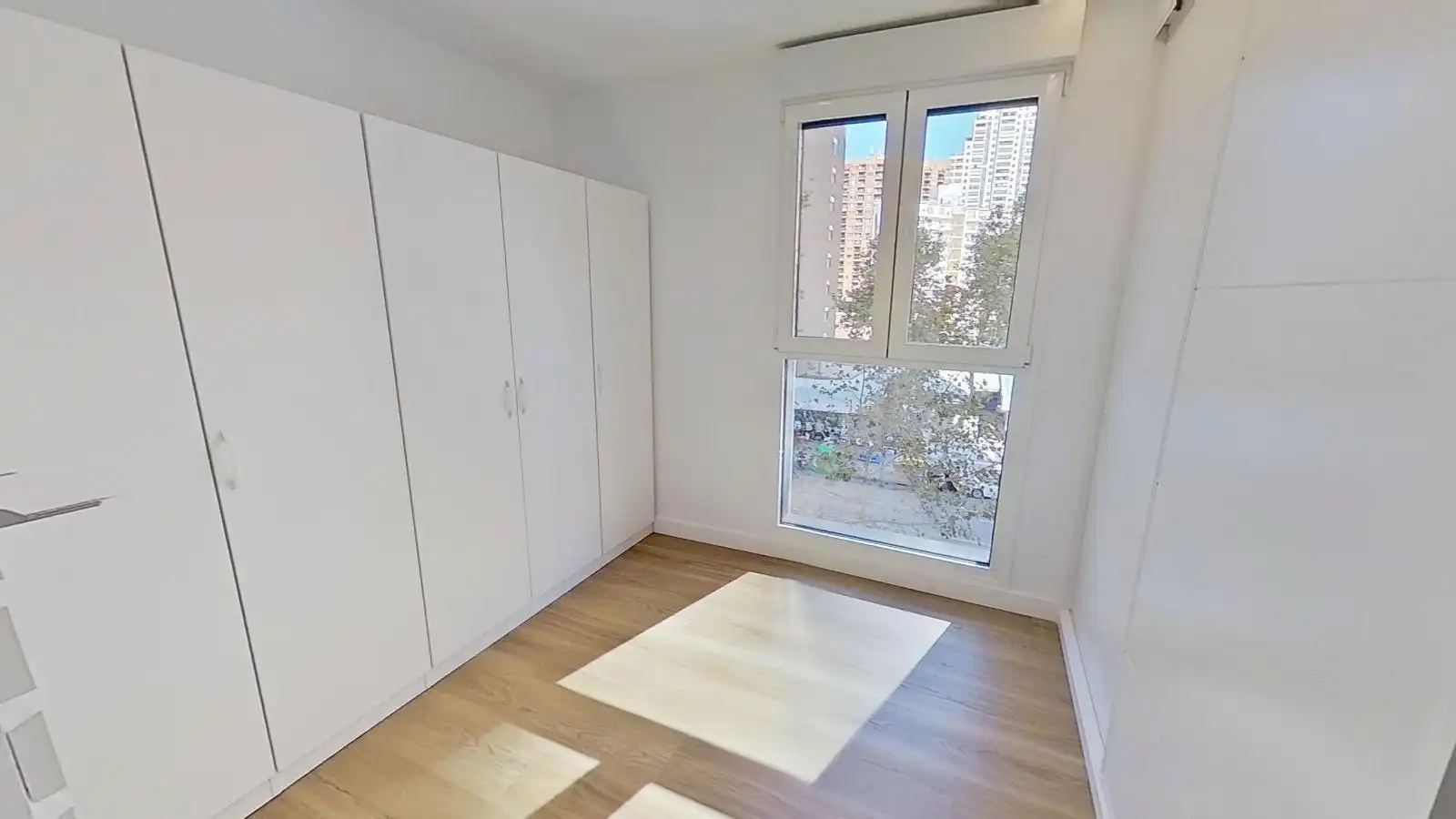 Piso con terraza en venta en Avenida del Mediterráneo, imagen 13