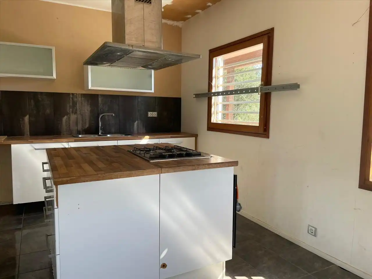 Casa amb piscina en venda a Avellaner, imagen 5