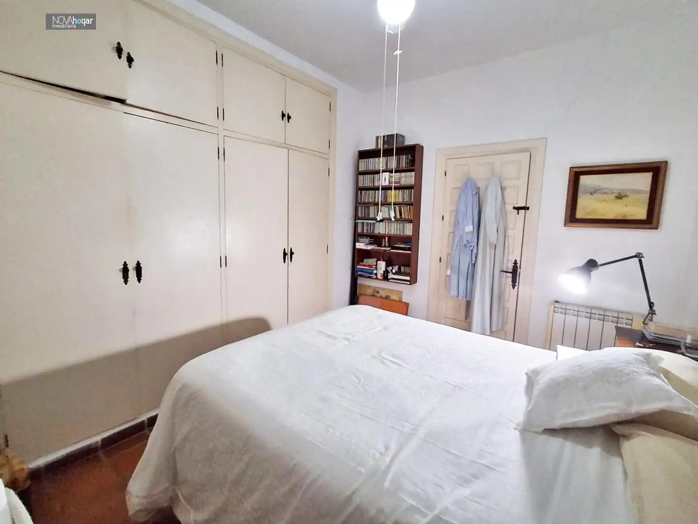 Dormitori de Finca rústica en venda en Málaga amb Aire condicionat, Calefacció i Jardí privat