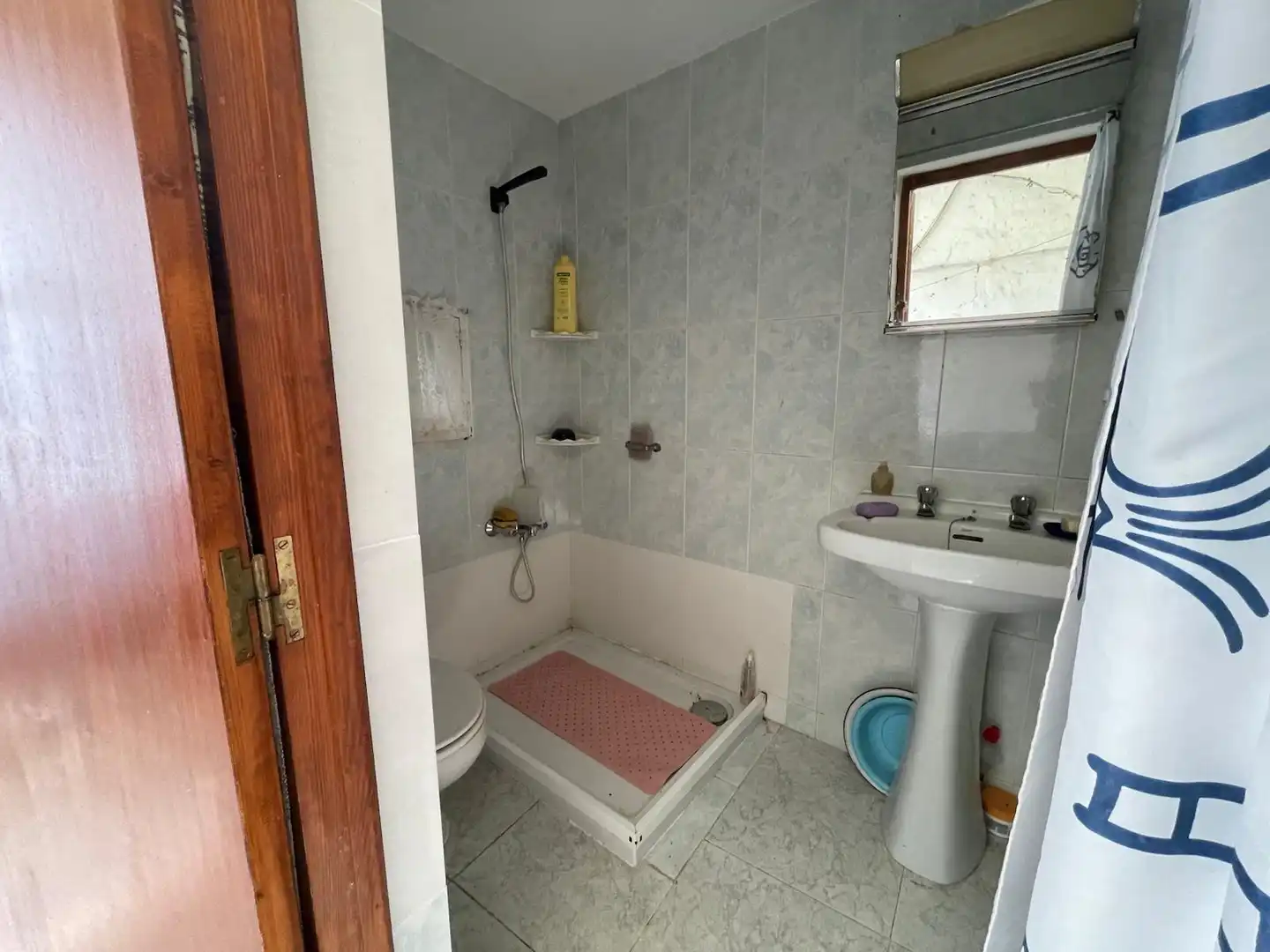 Baño de Planta baja en venta en Zarza de Montánchez con Calefacción, Trastero y Amueblado