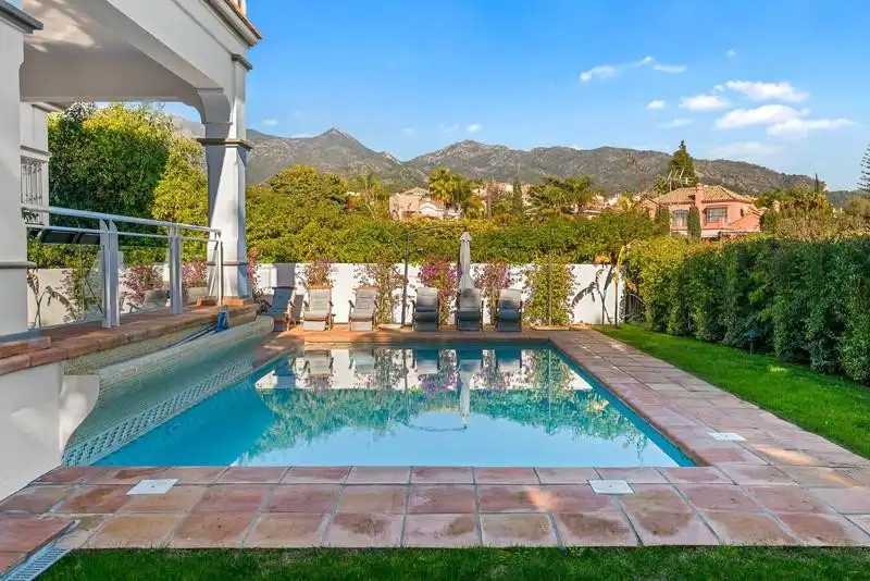 Swimming pool of Houses for rent in Marbella  with Air Conditioner, Heating and Private garden