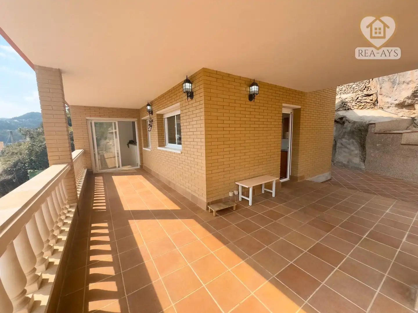 Terraza de Casa o chalet en venta en Vallirana con Aire acondicionado, Calefacción y Jardín privado