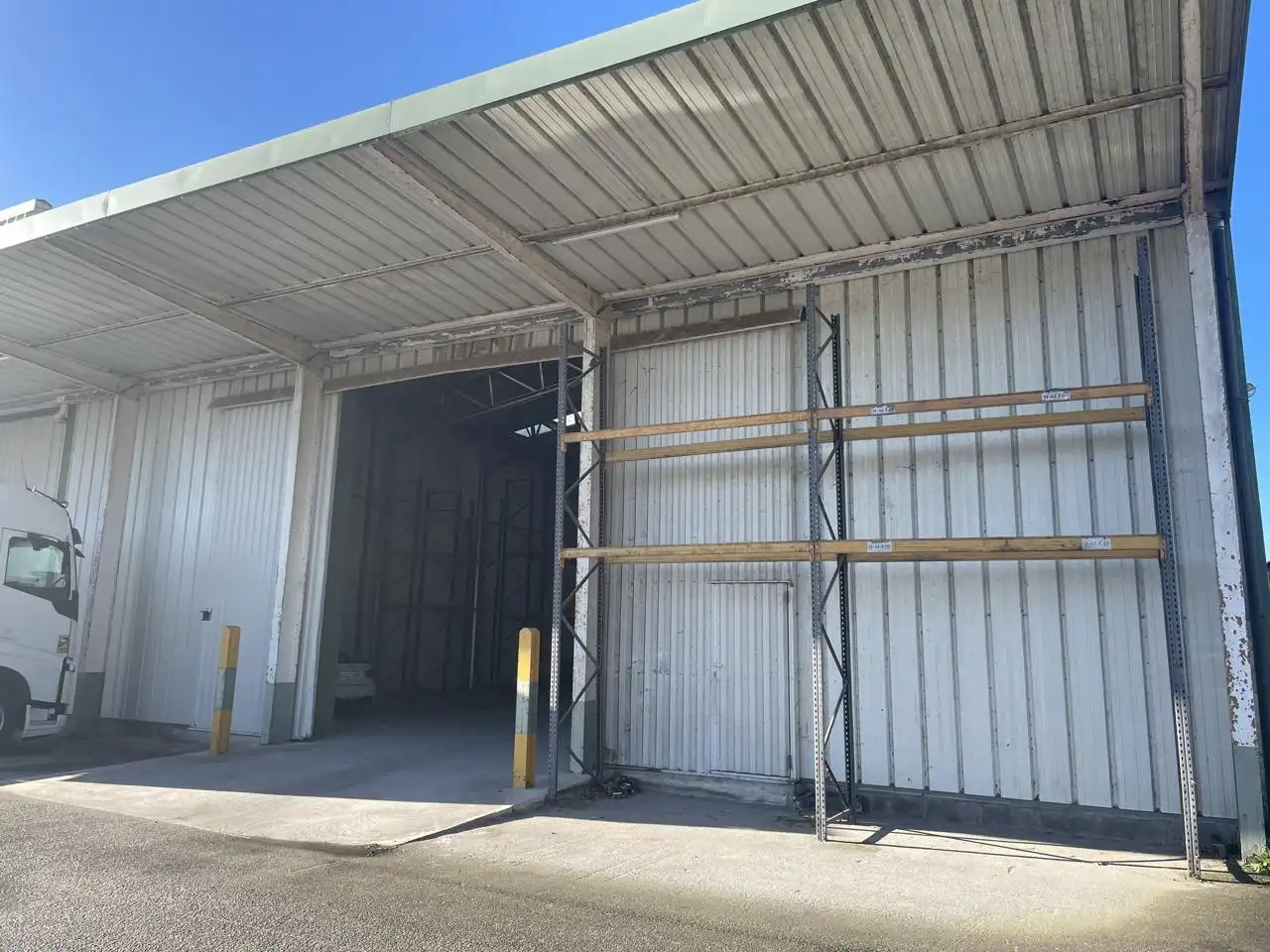 Nave industrial de alquiler en Entrambasaguas