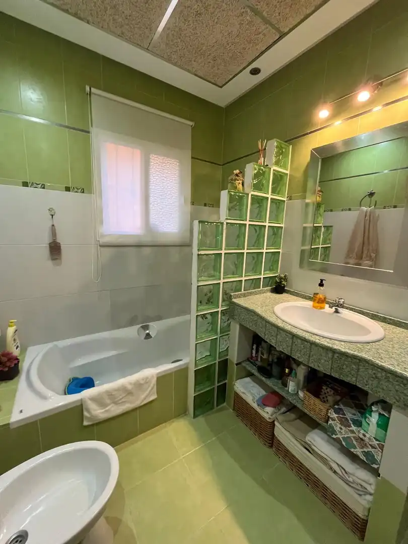 Bathroom of Houses for sale in Chiclana de la Frontera  with Private garden