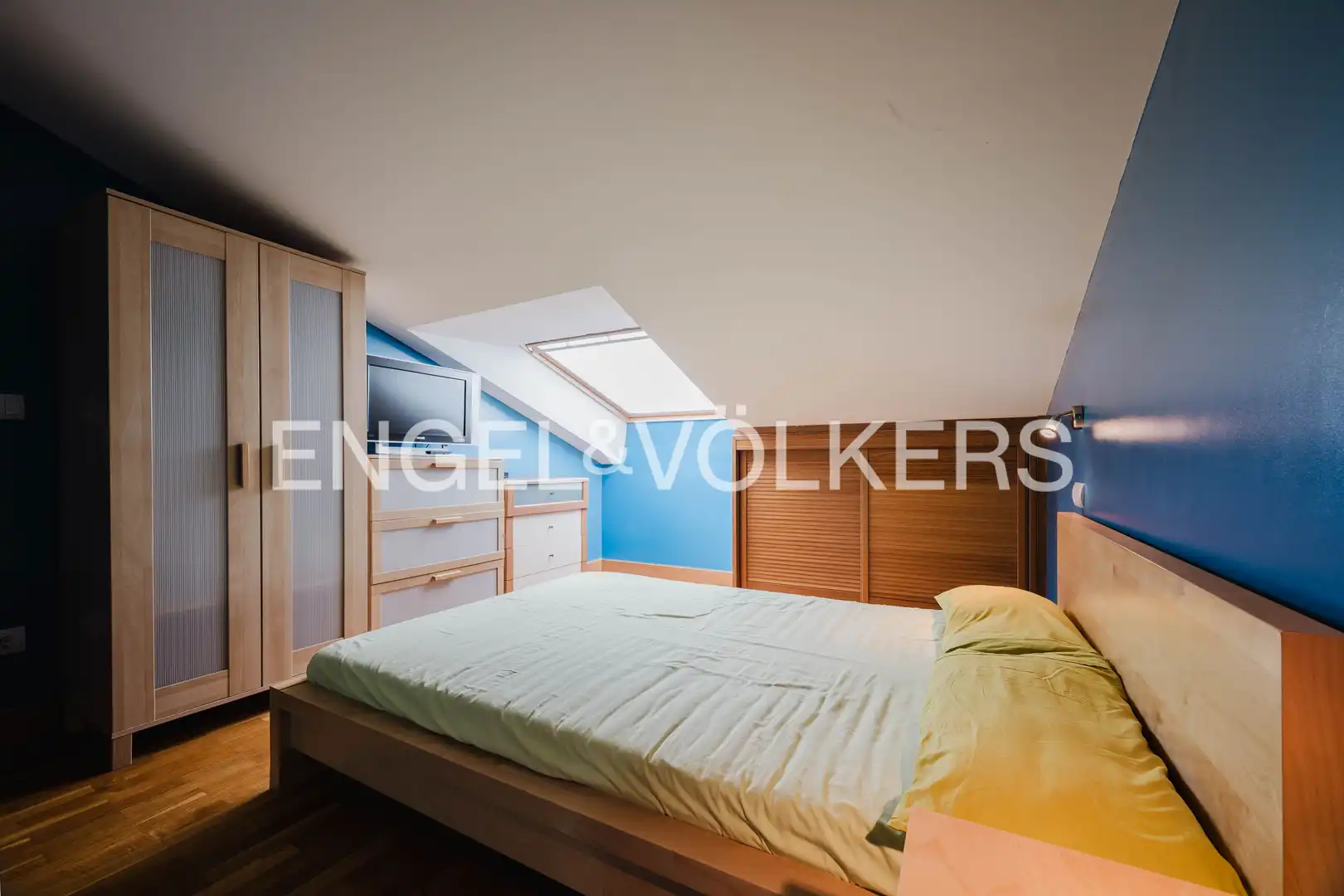 Habitación de Dúplex en venta en Astigarraga con Calefacción y Balcón