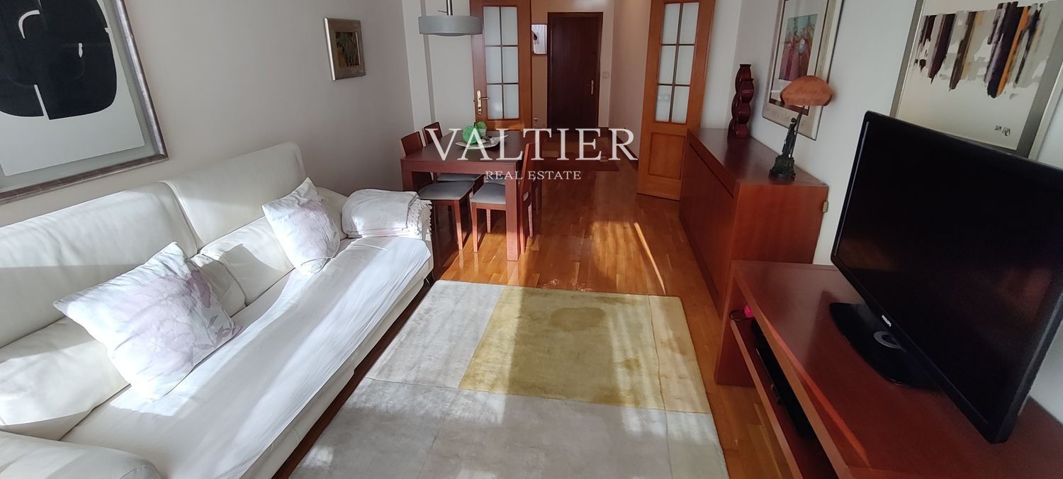 Flat for rent in CIUDAD DE BARCELONA, Adelfas