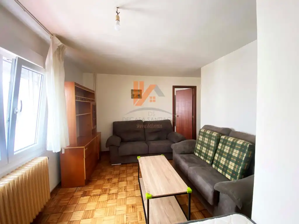 Sala de estar de Apartamento en venta en Santiago de Compostela 