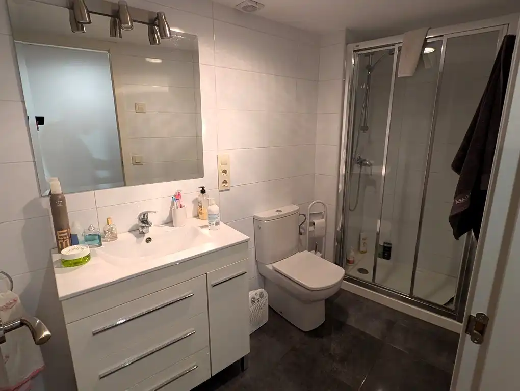 Bany de Casa o xalet en venda en Lledó amb Aire condicionat, Parquet i Terrassa