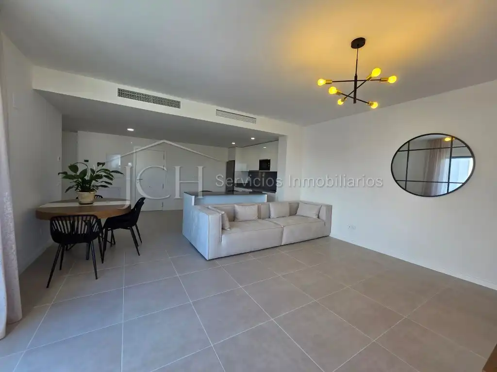 Sala de estar de Ático de alquiler en Estepona con Amueblado