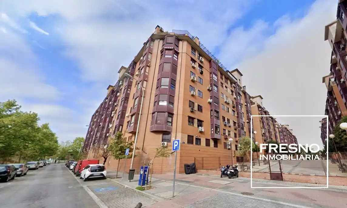 Pis amb piscina en venda a Calle Dodge, imagen 4