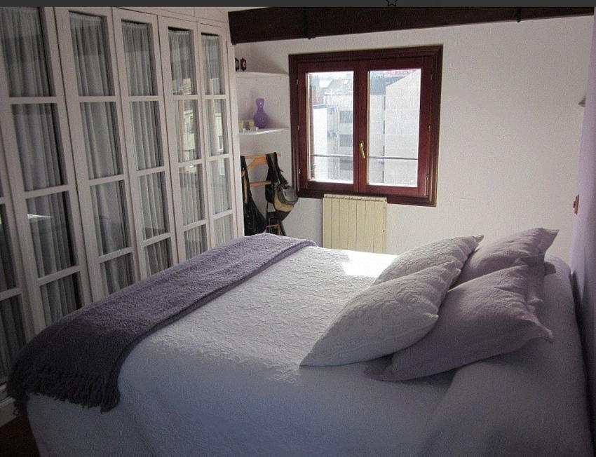 Dormitori de Pis en venda en Bilbao  amb Calefacció