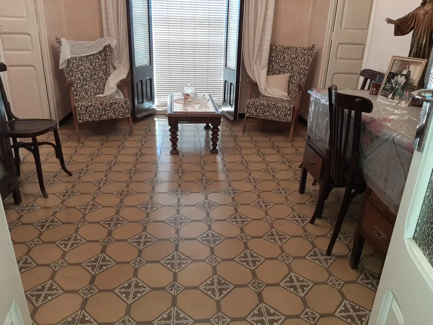 Sala d'estar de Casa o xalet en venda en Ivars d'Urgell amb Jardí privat, Terrassa i Traster