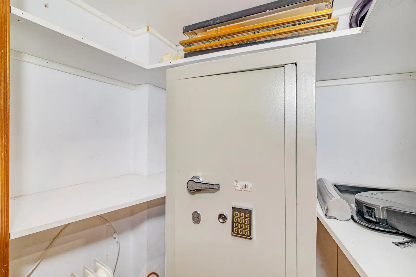 Detached homes for sale in Granada  with Air Conditioner and Heating