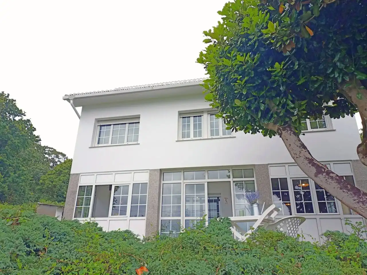 Vista exterior de Casa o chalet en venta en Oleiros con Calefacción