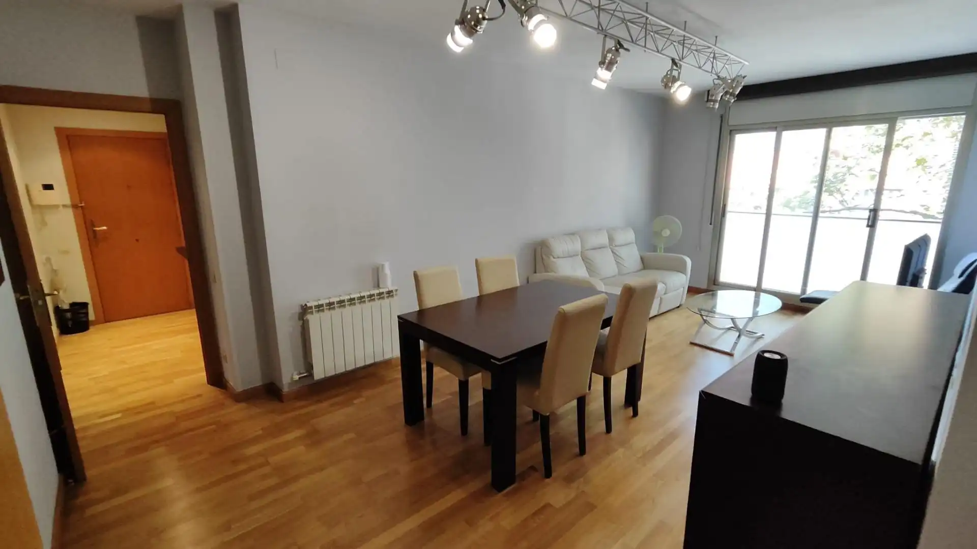 Comedor de Piso en venta en Sabadell con Calefacción y Trastero