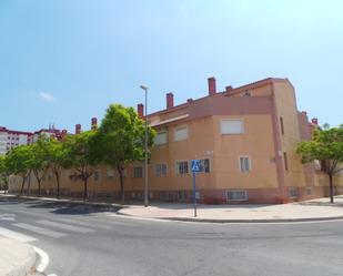 Exterior view of Single-family semi-detached for sale in Alicante / Alacant  with Swimming Pool