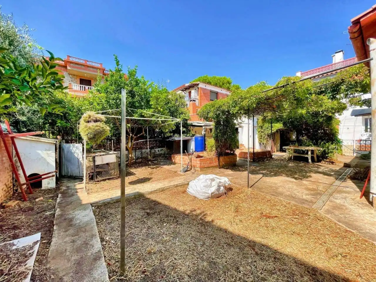 Jardí de Casa o xalet en venda en Cerdanyola del Vallès amb Calefacció, Jardí privat i Terrassa