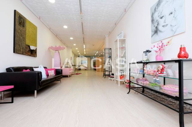 Local comercial en Venta en Porta