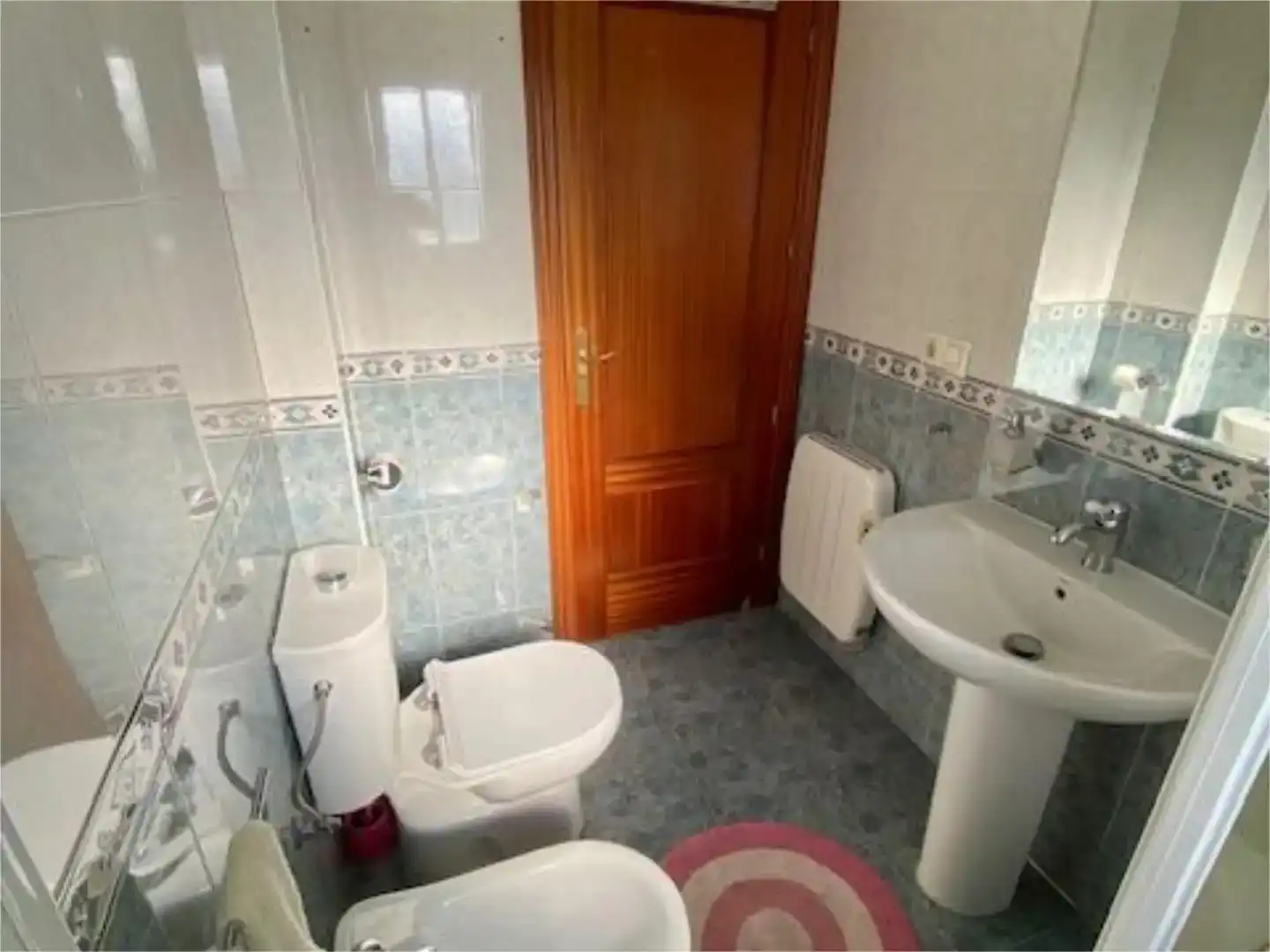 Badezimmer von Wohnung zum Verkauf in Montijo mit Balkon