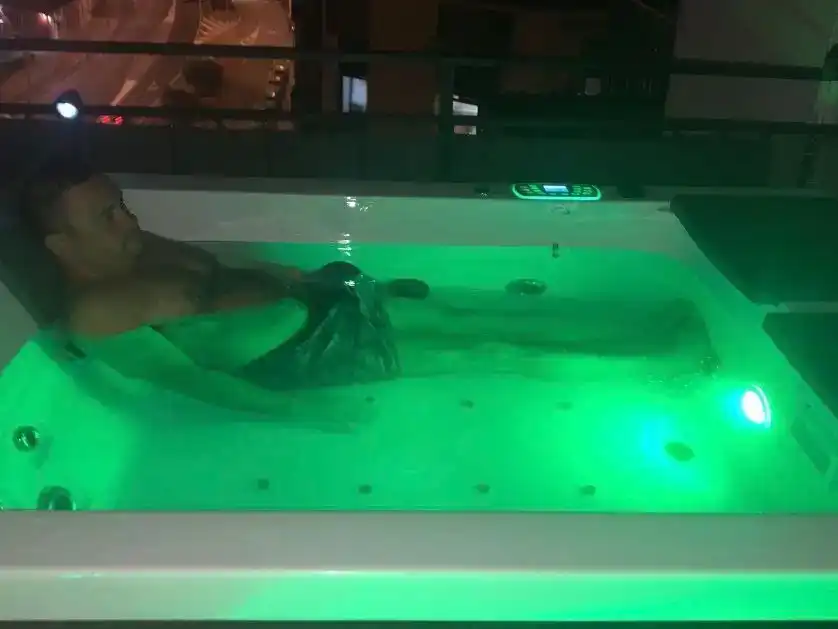 Piscina de Pis en venda en Pineda de Mar amb Aire condicionat, Piscina i Balcó