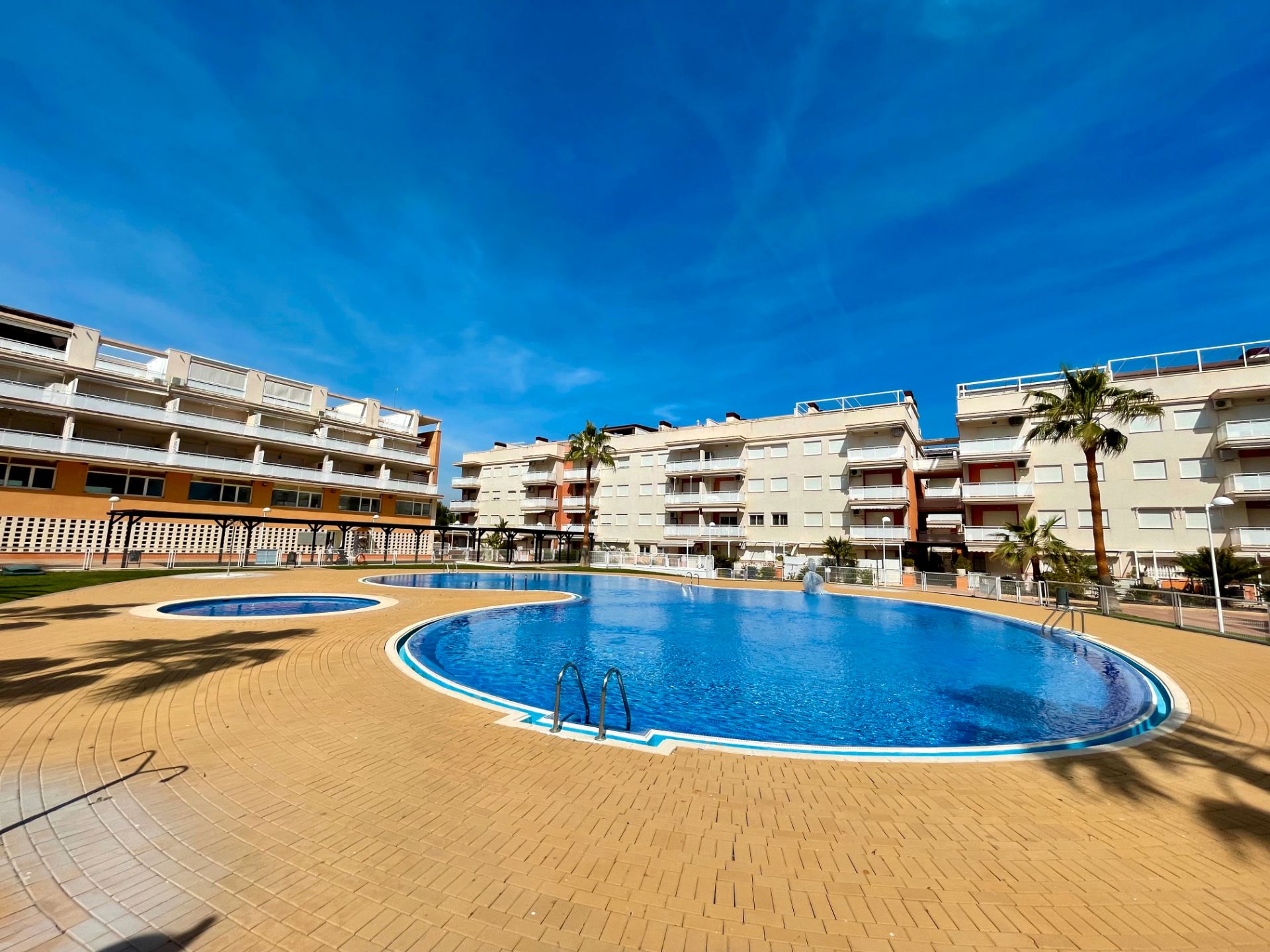 Piscina de Apartament en venda en Almenara amb Aire condicionat, Calefacció i Terrassa