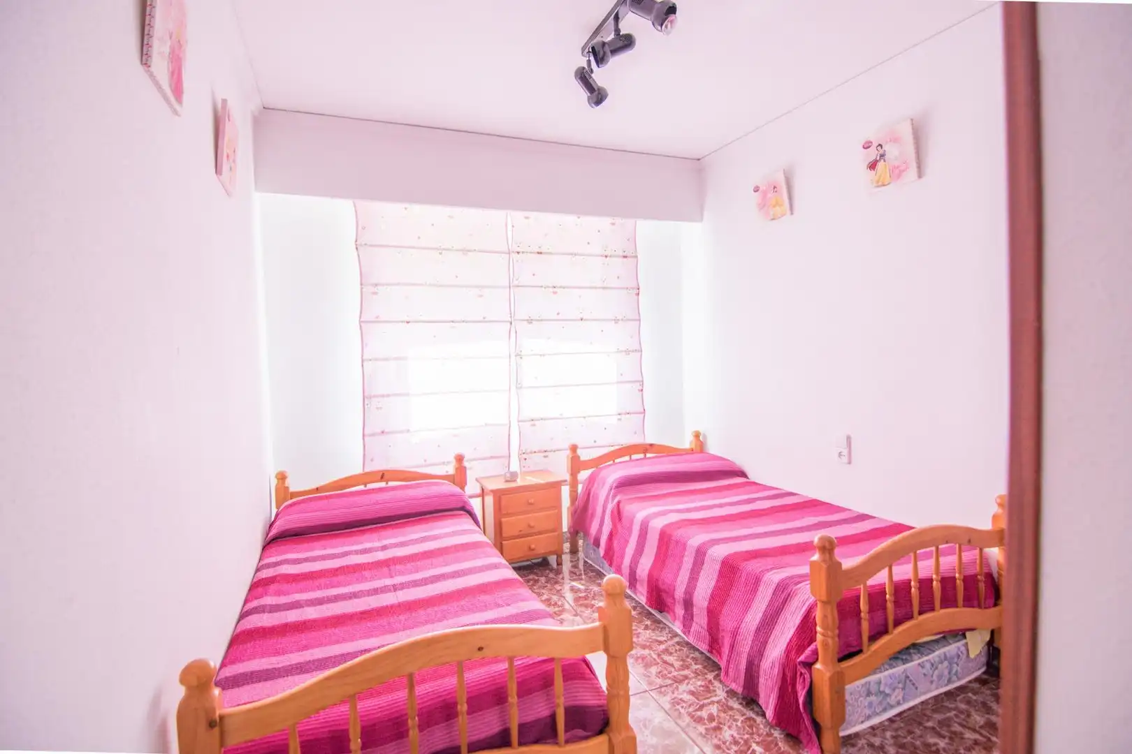 Schlafzimmer von Wohnungen zum Verkauf in Gandia mit Klimaanlage, Privatgarten und Terrasse